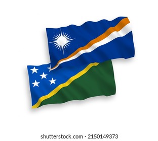 Banderas de olas de tela vectorial nacional de la República de las Islas Marshall y las Islas Salomón aisladas en fondo blanco. de 1 a 2.