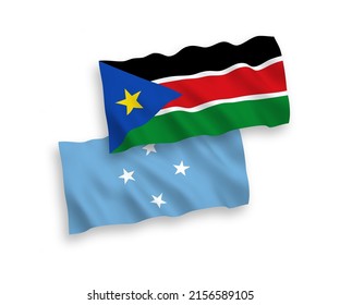 Banderas de olas de tela vectorial nacionales de los Estados Federados de Micronesia y la República de Sudán del Sur aisladas en fondo blanco. de 1 a 2.