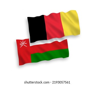 Banderas de ondulación de tela vectorial nacional del Sultanato de Omán y Bélgica aisladas en fondo blanco. de 1 a 2.