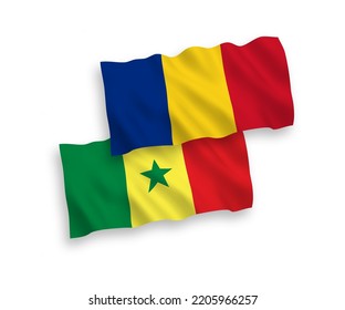 Nationale Vektor-Wellen-Flaggen von Rumänien und der Republik Senegal einzeln auf weißem Hintergrund. 1 bis 2 %.