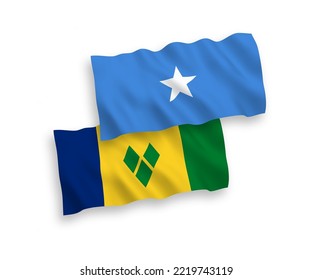Banderas de olas de tela vectorial nacional de San Vicente y las Granadinas y Somalia aisladas de fondo blanco. de 1 a 2.