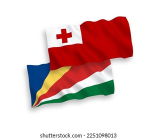 Nationale Vektor-Wellen-Flaggen des Königreichs Tonga und der Seychellen einzeln auf weißem Hintergrund. 1 bis 2 %.