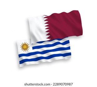 Banderas de olas de tela vectorial nacional de la República Oriental del Uruguay y Qatar aisladas en fondo blanco. de 1 a 2.