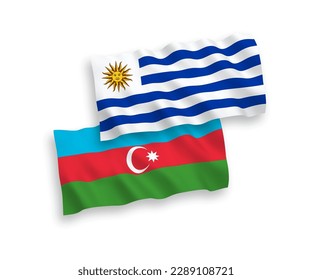 Nationale Vektor-Wellen-Flaggen der Orientalischen Republik Uruguay und Aserbaidschan einzeln auf weißem Hintergrund. 1 bis 2 %.