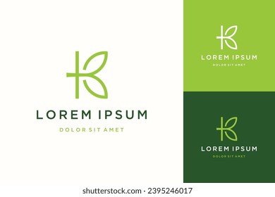 logotipo de diseño natural, monograma o iniciales K con hojas