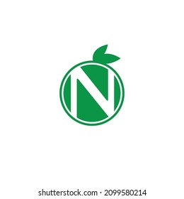 Carácter natural letra N logotipo vectorial.