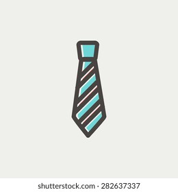 Línea delgada de icono de corbata para web y móvil, moderno diseño minimalista plano. Icono del vector con contorno gris oscuro y color de desplazamiento en fondo gris claro.