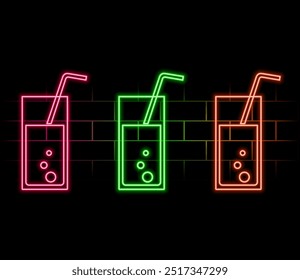 Neonalkohol-Getränke-Zeichen Vektor einzeln auf Ziegelwand. Coctail-Lichtsymbol, Dekorationseffekt. Neongetränke Illustration.