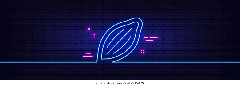 Neonhellgrauer Effekt. Symbol für Kakaomutter-Linie. Geschmackvolle Nüsse Schild. Veganisches Lebensmittelsymbol. 3D-Linie Neonglühsymbol. Brick-Wand-Banner. Kakaomutter-Umriss. Vektorgrafik