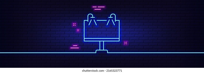 Efecto luminoso neón. Icono de línea de banner de Road Ads. Símbolo de publicidad. Signo de oferta de negocio. Icono de resplandor de neón de 3d línea. Banner de pared de ladrillo. Esquema de la pancarta de la carretera. Vector