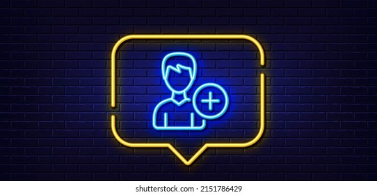 Burbuja de habla de luz neón. Icono de la línea de usuario. Signo de perfil de avatar. Símbolo de silueta de persona masculina. Fondo neón de luz. Añadir línea de brillo de persona. Banner de pared de ladrillo. Vector