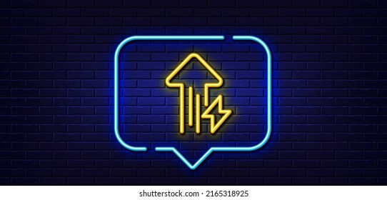 Burbuja de habla de luz neón. Icono de línea de energía. Signo de perno. Símbolo de consumo de energía. Fondo neón de luz. Línea de brillo de crecimiento energético. Banner de pared de ladrillo. Vector