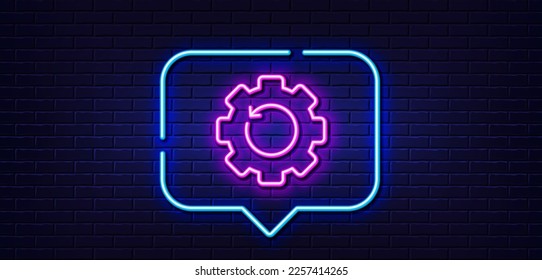 Burbuja de habla de luz neón. Icono de línea de engranaje de recuperación. Firma de datos de copia de seguridad. Restaurar símbolo de información. Fondo neón de luz. Línea de brillo del engranaje de recuperación. Banner de pared de ladrillo. Vector