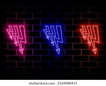 Neonblitz auf Ziegelhintergrund. Banner auf dunklem Hintergrund. Vektor EPS10. grün, rot, gelb, rosa, blau, orange.