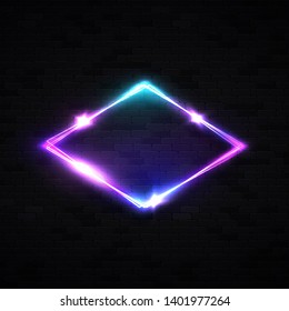 Neon-Rhombus-Hintergrund auf schwarzer Ziegelwand. Retro Lichtlozenge Zeichen mit Neoneffekt. Technologiesignatur. Nachtclub-Design. Glühender Rahmen. Elektrische Diamantengrafik im Stil der 80er