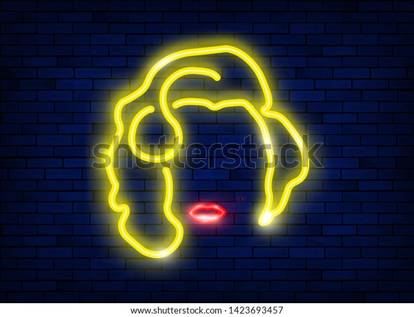 赤い唇をした美しい色っぽい金髪の女の子 のネオンシルエット ミニマリズム的なスタイルのデビア女性の光が照らされた夜明けの広告 明るい看板のネオンスタイルのベクターイラスト のベクター画像素材 ロイヤリティ フリー