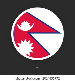 Icono de la bandera de un círculo de Nepal con borde blanco sobre fondo gris oscuro. Icono de la bandera del botón de Nepal aislado en un fondo apenas oscuro