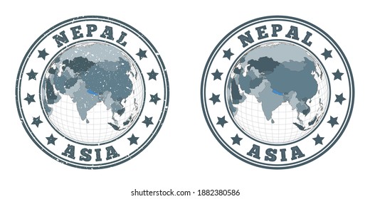 nepalesische Rundlogos. Rundschreiben des Landes mit Landkarte von Nepal im Weltkontext. Kleine und strukturierte Länderstempel. Vektorgrafik.