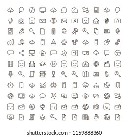 Conjunto de iconos de red. Colección de pictogramas de computadora de alto nivel en estilo moderno plano. Símbolo del conector negro para diseño web y aplicación móvil sobre fondo blanco. Logo de la línea de servidor.
