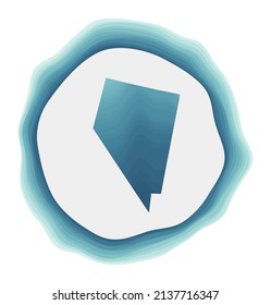 Nevada Logo. Abzeichen des US-Bundesstaates. Geländetes kreisförmiges Schild um die Nevada-Grenzform. Kreative Vektorgrafik.