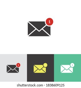 Nuevo vector de icono de glifo de mensaje - vector de icono ui. Icono agregar mensaje de glifo plano, signo vectorial aislado, pictograma de estilo lineal aislado en negro.