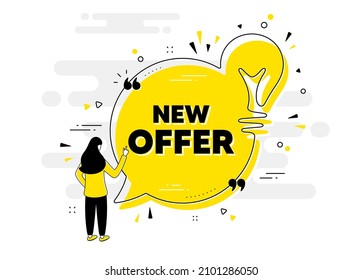 Nuevo texto de oferta. Pancarta de burbuja de chat con persona. Señal de precio especial. Símbolo de descuentos publicitarios. Nueva oferta bombilla de mensajes de chat. Idea bombilla de luz de fondo. Vector