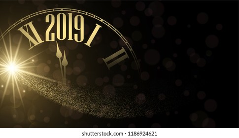 Afiche brillante de Año Nuevo 2019 con reloj borroso dorado. Efecto Bokeh. Fondo vectorial.