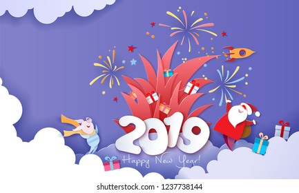 Design de publicidade de ano novo. Papai Noel com caixa de presente e fogos de artifício sobre letras grandes 2019 no fundo azul. Ilustração de arte de corte de papel vetorial para banners de promoção, cabeçalhos, cartazes, adesivos