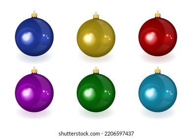 Bolas de año nuevo. Juguetes de navidad realistas.