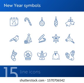 New Year symbols thin line icon set. Christmas sock, reindeer, mittens sign pack. Winter holidays concept. Vector illustration symbol elements for web design and apps