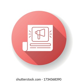 Icono de glifo de sombra larga de diseño plano rojo de noticias. Página con anuncio. Hoja de papel con señal de altavoz. Texto de impresión de correspondencia más reciente. Artículo diario. Ilustración de color RGB de silueta