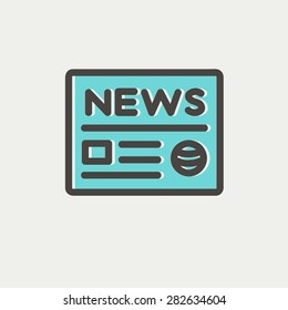 Icono de periódico línea delgada para web y móvil, moderno diseño minimalista plano. Icono del vector con contorno gris oscuro y color de desplazamiento en fondo gris claro.