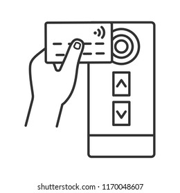 NFC credit card reader linear icon. NFC public transport payment. Thin line illustration. RFID door elevator access control card. Vector isolated outline drawing. Editable stroke