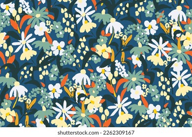 Night feminine nahtlose Muster mit handgezeichnet gezeichnet farbenen Wildblumen auf dunklem Hintergrund