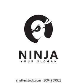Ninja logo icon vector illustration 
