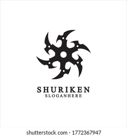 Ninja shuriken schwarz solide Symbol modernes Design, einzeln auf weißem Hintergrund. flacher Stil für Grafikdesign-Vorlage. geeignet für Logo, Web, UI, mobile App. Vektorgrafik