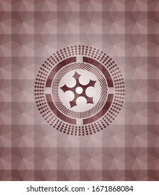 Ninja-Sternsymbol in rotem Emblem oder Abzeichen mit abstraktem, geometrischem, polygonalen Muster Hintergrund. Nahtlos.