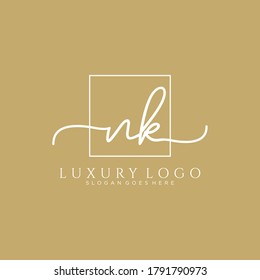 NK Modelo de logotipo de escritura a mano inicial vector