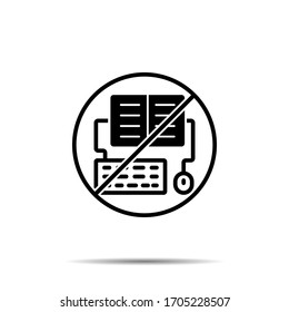 Keine Hausaufgaben, Online-Schulung, Tastatur, Maussymbol. Einfache dünne Linie, umrissene Vektorillustration des Online-Trainings, Verbot, Embargo, Interdict, Verbotssymbole für i und ux