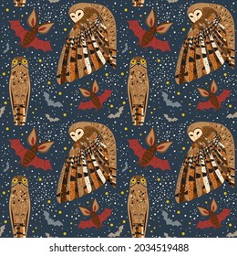 Nocturnal birds and animals pattern. Night crawlers, weird creatures as barn owl, nightjar and long eared bat on starry night seamless background for textiles, prints and fabric.