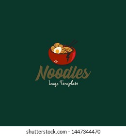 Noodles with meatball and eggs logo template-vektor