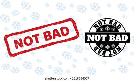 No es mala la estampilla en el fondo invernal con copos de nieve en versiones limpias y borrador para navidad. Impresión de caucho vectorial rojo con texto no malo con textura impura en forma de rectángulo bruto.