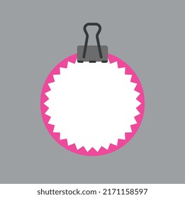 Bloc de notas con borde rosa para la reserva de recortes.