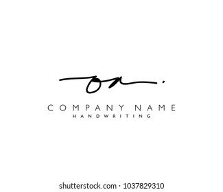 O A Initial handwriting logo