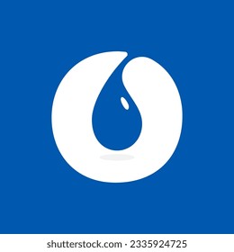 O letter eco logo with blue water dew drops. Negative space icon. Spring water emblem. Vector template for pure drink company, swimming posters, waste recycling identity, fight against drought adv.