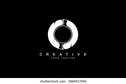O Letra interesante vector logo. Único y elegante.
