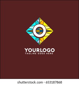 O letter mosaic in the circle logo. sea stones. bright vector