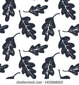 Oak leaves and acorns pattern in black and white
