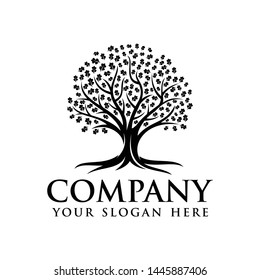 Oak tree logo template vector illustration