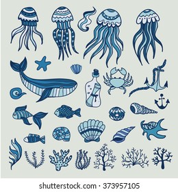 Ocean. Sea. Marine animals and plants drawn by hand. Vector set